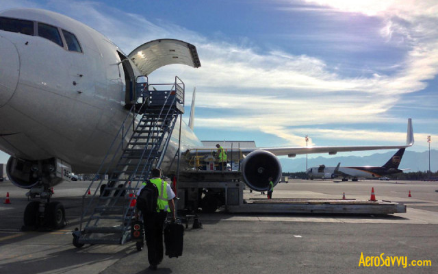 Boarding the Boeing 767