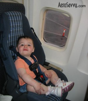 Buckle Up: Pilot, Cabin Crew & Passenger Seat Belts – AeroSavvy Buckle Up: Pilot, Cabin Crew & Passenger Seat Belts – AeroSavvy